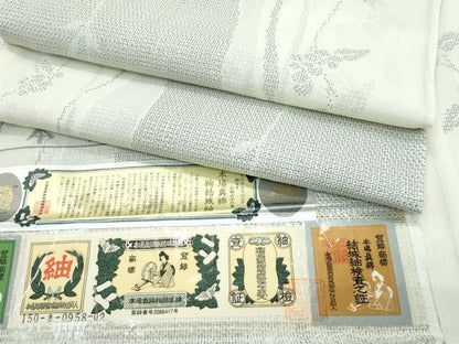平和屋着物＊極上　夏物　本場真綿絢結城紬　夏結城　100亀甲　葡萄草木文　砥粉色地　証紙付き　逸品　未使用　CZAA3149s5