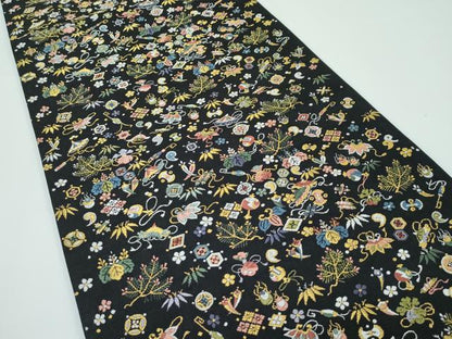 平和屋着物●極上 西陣の老舗 1782年創業 山下織物 六通柄袋帯 唐織 子宝尽くし 黒地 金糸 逸品 未使用 CZAA3184s5