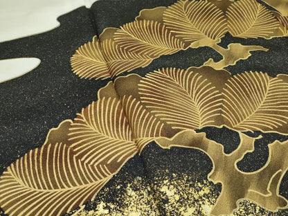 平和屋本店●極上　ジャパンオートクチュール　渡辺雪三郎　訪問着　刺繍　松　黒地　金彩　逸品　CZAA5557s6