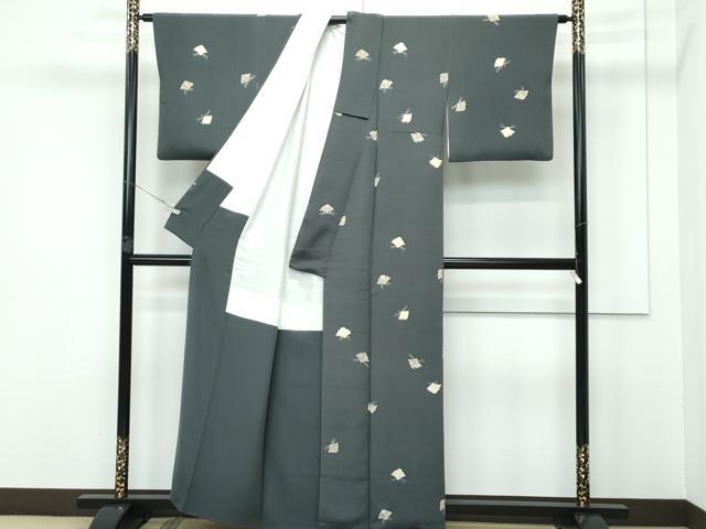 平和屋本店■極上　銀座　志ま亀　小紋　舞蝶文　消炭色地　たとう紙付き　逸品　CZAA3273s5