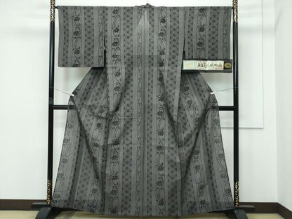 平和屋着物＊極上 夏物 越後夏結城物語 伝統工芸士 白川貞夫 100亀甲 麻の葉花唐草文 黒地 十日町白新染織謹製 証紙付き 逸品 CZAA3329s5
