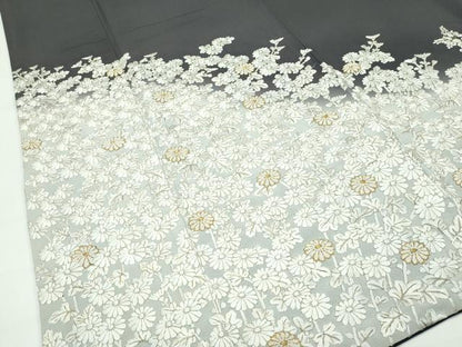 平和屋本店■極上　訪問着　総刺繍　中国三大刺繍　相良刺繍　菊　暈し染め　金糸　消炭色地　逸品　CZAA3361s5