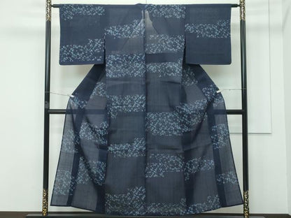 平和屋着物■極上　夏物　絹芭蕉　市松草花文　藍鉄色地　逸品　未使用　CZAA3414s5