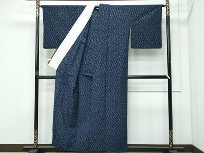 平和屋着物■極上　久留米絣　単衣　藍　伝統工芸絣　紗綾形文　反端付き　綿　逸品　CZAA3562s5