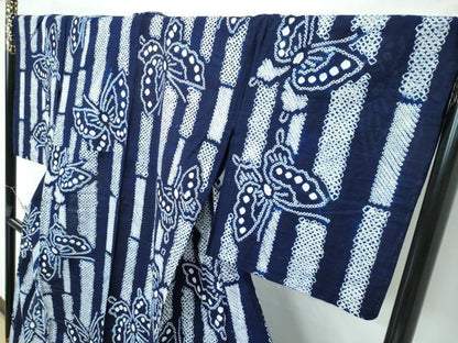 平和屋着物∴極上 夏物 浴衣 有松鳴海絞り 竹並び舞蝶文 綿 逸品 未使用 CZAA3742s5