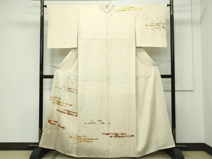 平和屋本店■極上　銀座きしや　訪問着　駒刺繍　エ霞草花文　暈し染め　金彩　砥粉色地　逸品　CZAA3831s5