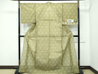 平和屋本店■極上　夏物　本場琉球絣　夏琉球　大城誠光作　手おり　黄海松色地　証紙付き　逸品　未使用　CZAA3855s5