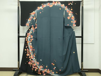 平和屋本店●極上 ジャパンオートクチュール 渡辺雪三郎 訪問着 刺繍 鹿の子梅文 暈し染め 金彩 錆鉄御納戸色地 逸品 未使用CZAA5750s6