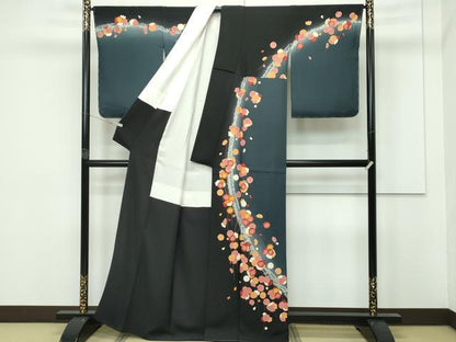 平和屋本店●極上 ジャパンオートクチュール 渡辺雪三郎 訪問着 刺繍 鹿の子梅文 暈し染め 金彩 錆鉄御納戸色地 逸品 未使用CZAA5750s6