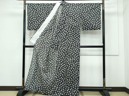 平和屋着物＊極上 夏物 小紋 絽 跳び兎 黒地 洗える着物 逸品 CZAA3998s5