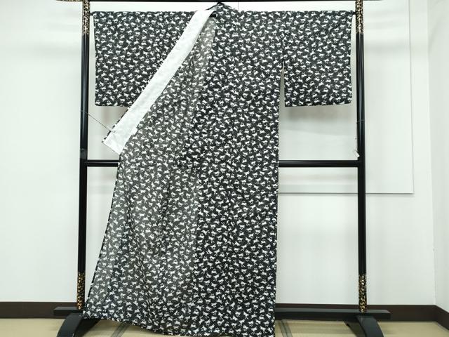 平和屋着物＊極上 夏物 小紋 絽 跳び兎 黒地 洗える着物 逸品 CZAA3998s5