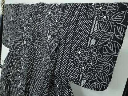 平和屋着物∴極上 夏物 浴衣 有松鳴海絞り 草花間道 黒地 綿 逸品 CZAA4001s5