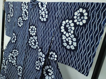 平和屋着物∴極上 夏物 浴衣 有松鳴海絞り 立涌花文 綿 逸品 CZAA4003s5