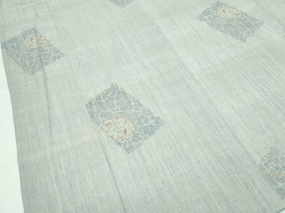 平和屋着物▽極上 本場結城紬 重要無形文化財 単衣 100亀甲 飛び亀甲柄 色紙牡丹文 柳鼠色地 証紙付き 逸品 CZAA4098s5