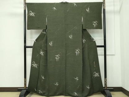 平和屋着物●極上　世界的友禅作家　千地泰弘　千地天女　小紋　笹竹文　藍媚茶色地　逸品　CZAA4408s6