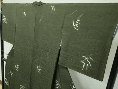 平和屋着物●極上　世界的友禅作家　千地泰弘　千地天女　小紋　笹竹文　藍媚茶色地　逸品　CZAA4408s6