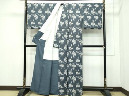 平和屋着物●極上　小紋　型染め　牡丹　仙斎茶色地　逸品　CZAA4466s6