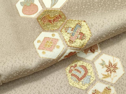 平和屋着物●極上　訪問着　駒刺繍　宝尽くし亀甲文　金彩　浅黄色地　逸品　CZAA4500s6