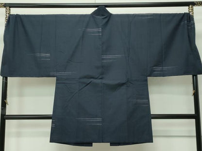 平和屋着物＃極上　男性　THE YARD　長羽織　キングサイズ　紬地　霞文　濃紺地　逸品　未使用　CZAA4535s6