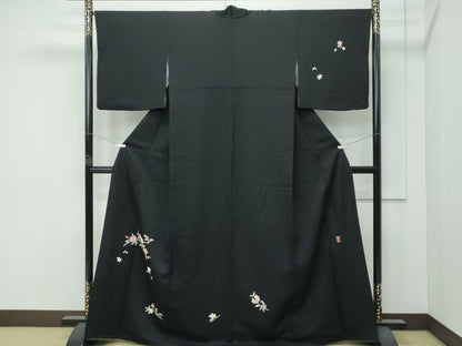 平和屋本店●極上　本加賀友禅作家　稲手明仁　訪問着　枝花文　黒地　逸品　CZAA5733s6