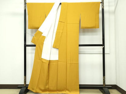 平和屋着物●極上　色無地　山吹茶色　逸品　未使用　CZAA4615s6