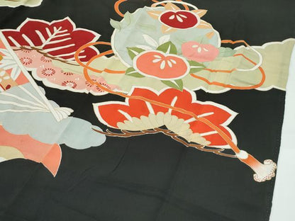平和屋着物●極上　アンティーク　大正ロマン　振袖　駒刺繍　松竹梅檜扇花文　黒地　金彩　逸品　CZAA4619s6