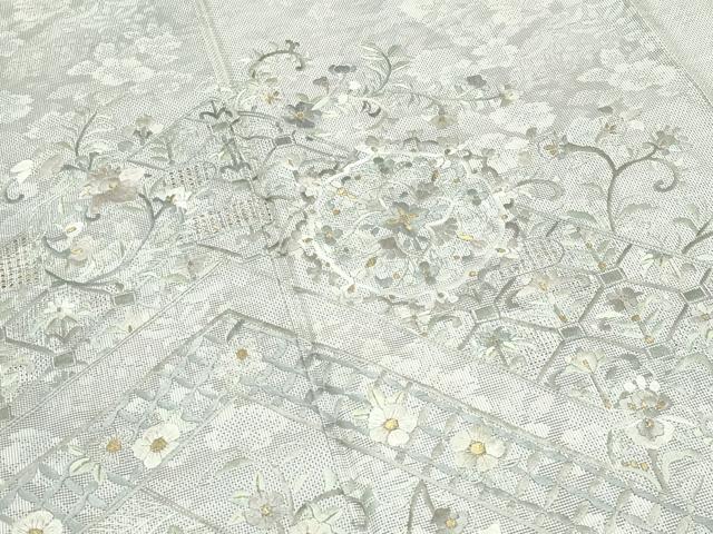 平和屋本店●極上 訪問着 本場大島紬地 白大島 総刺繍 中国三大刺繍 スワトウ刺繍 ９マルキ 正倉院花唐草文 金糸 逸品 CZAA4621s6