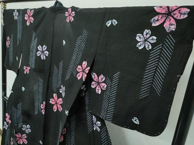 平和屋着物∴極上 夏物 浴衣 有松鳴海絞り 舞花文 黒地 綿 逸品 未使用 CZAA4733s6