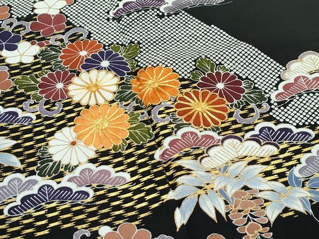 平和屋着物○極上 創業460年・千總 黒留袖 駒刺繍 草花松文