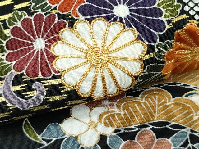平和屋着物●極上　創業460年・千總　黒留袖　駒刺繍　草花松文　金彩　高島屋扱い　逸品　CZAA4738s6