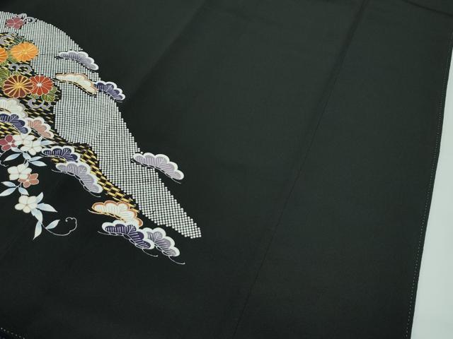平和屋着物○極上 創業460年・千總 黒留袖 駒刺繍 草花松文