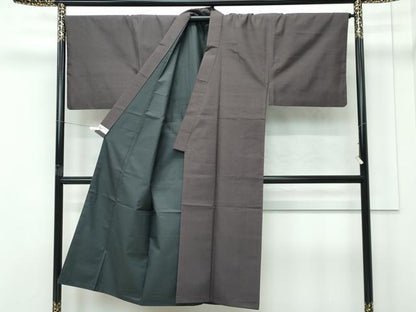 平和屋着物●極上　男性　伝統工芸士　七代目　吉澤与市　紬　アンサンブル　色無地　黒橡色　やまと誂製　証紙付き　逸品　CZAA4749s6
