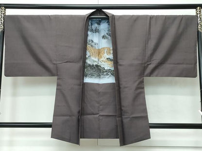 平和屋着物●極上　男性　伝統工芸士　七代目　吉澤与市　紬　アンサンブル　色無地　黒橡色　やまと誂製　証紙付き　逸品　CZAA4749s6