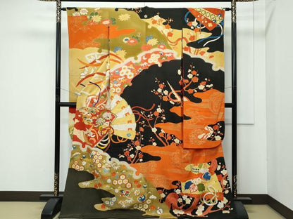 平和屋着物●極上　アンティーク　大正ロマン　振袖　駒刺繍　檜扇雪輪草花文　黒地　金彩　逸品　CZAA4773s6