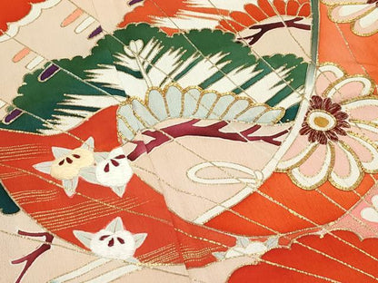 平和屋着物●極上　アンティーク　大正ロマン　振袖　駒刺繍　檜扇花松文　黒地　金彩　逸品　CZAA4774s6
