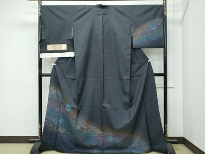 平和屋着物●極上　訪問着　本場染大島紬　絞り　雪輪花霞文　もり絹織物謹製　まるやま扱い　証紙付き　逸品　CZAA4800s6