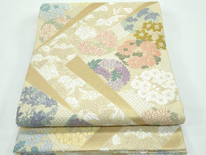 平和屋着物●極上　六通柄袋帯　唐織　吉祥裂取花文　金糸　逸品　CZAA4803s6