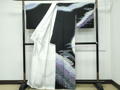 平和屋着物●極上　訪問着　舞花霞文　暈し染め　黒地　反端付き　逸品　未使用　CZAA4830s6