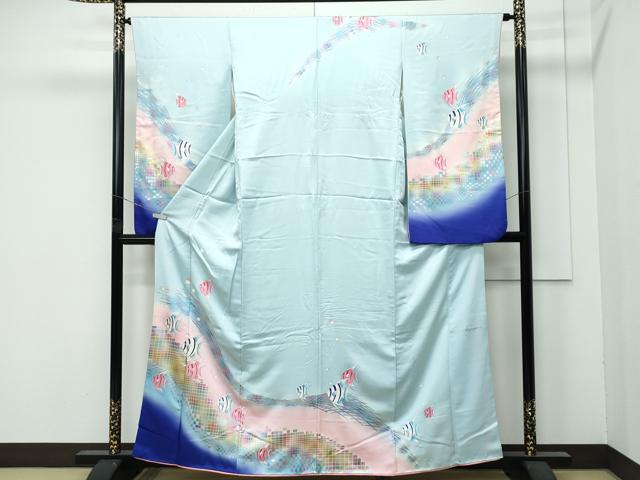 平和屋着物●極上　振袖　魚　メロディー　暈し染め　青磁鼠色地　逸品　CZAA4833s6