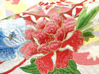 平和屋着物[]極上　女の子　祝着　産着　初着　のしめ　お宮詣り　総刺繍　絞り　雲取り花毬文　金糸　逸品　CZAA4838s6
