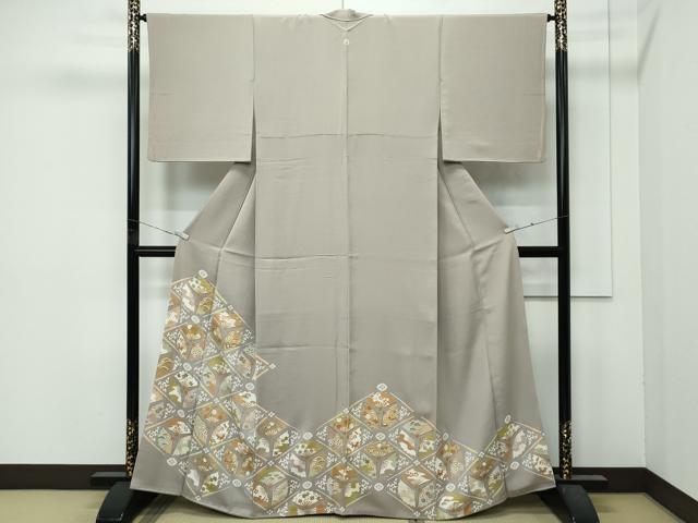 平和屋本店●極上　創業460年・千總　色留袖　駒刺繍　扇花菱文　金彩　生壁色地　逸品　CZAA5719s6