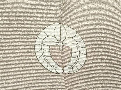 平和屋本店●極上　創業460年・千總　色留袖　駒刺繍　扇花菱文　金彩　生壁色地　逸品　CZAA5719s6