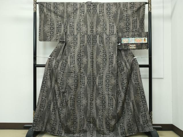 平和屋本店●極上　本場大島紬　割込絣　草花間道　入来玄彩　カネトク織物謹製　証紙付き　逸品　未使用　CZAA4863s6