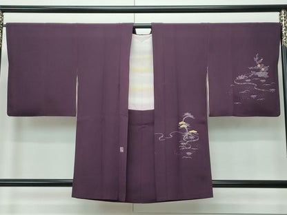平和屋本店＃極上　創業460年・千總　羽織　刺繍　御所解文　似せ紫色地　羽織紐付き　逸品　CZAA4893s6