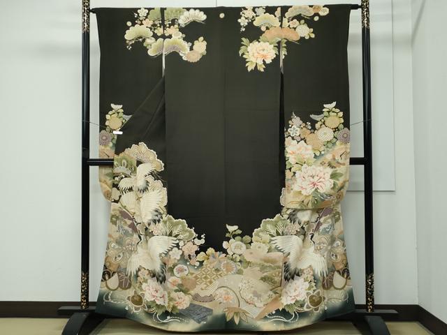 平和屋着物●極上 アンティーク 大正ロマン 振袖 駒刺繍 中国三大刺繍 相良刺繍 飛鶴草花文 暈し染め 黒地 金彩 逸品 CZAA4904s6