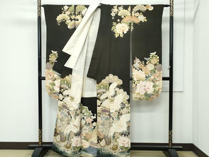 平和屋着物●極上 アンティーク 大正ロマン 振袖 駒刺繍 中国三大刺繍 相良刺繍 飛鶴草花文 暈し染め 黒地 金彩 逸品 CZAA4904s6