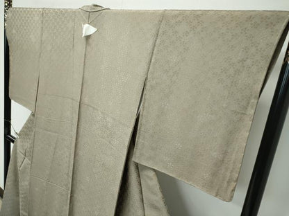 平和屋着物●極上　色無地　利休茶色　梅鉢地紋　逸品　未使用　CZAA4912s6