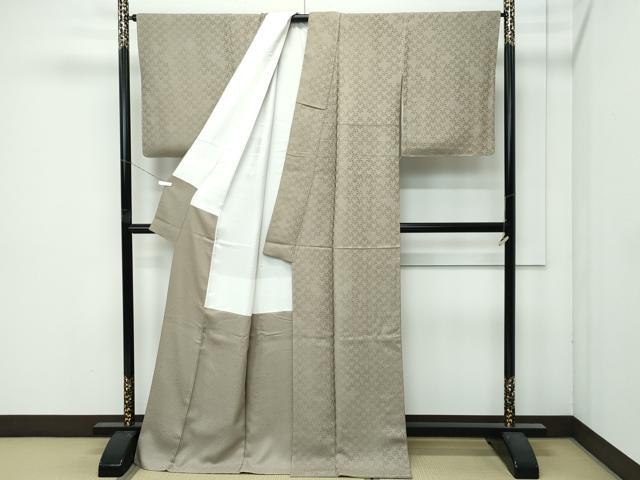 平和屋着物●極上　色無地　利休茶色　梅鉢地紋　逸品　未使用　CZAA4912s6