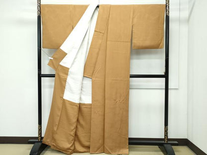 平和屋着物●極上　色無地　黄唐茶色　紗綾形地紋　逸品　CZAA4967s6