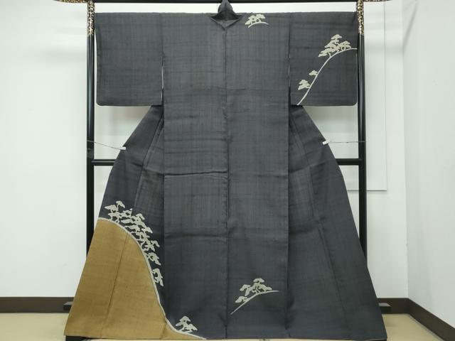 平和屋着物●極上　染織の名門　しょうざん  生紬　訪問着　一珍染　松　檳榔子染色地　逸品　CZAA4994s6